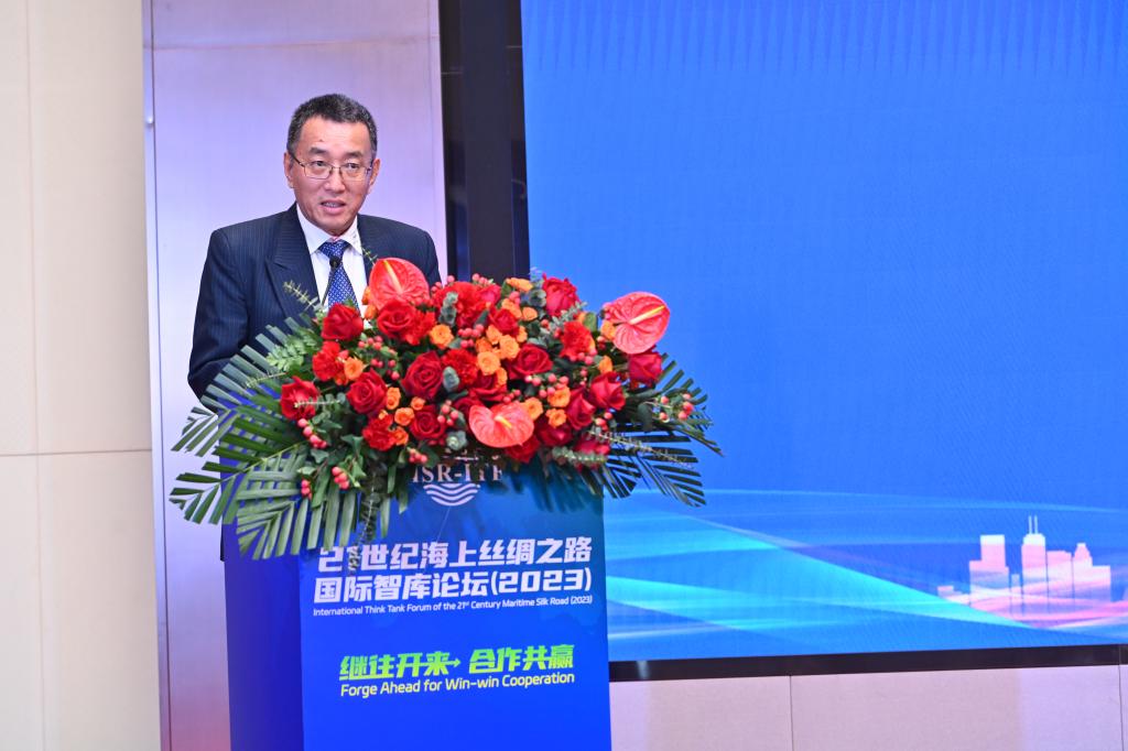 李形.jpg 李形.jpg